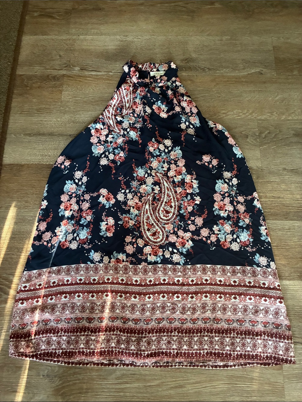 Floral midi dress Taylor & Sage